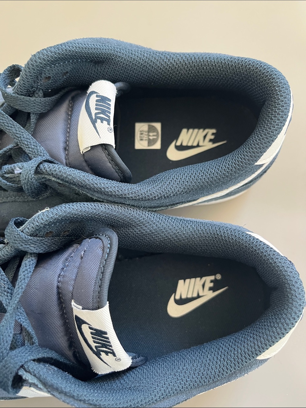 Nike Men’s Dark Blue Suede Low-Top Sneakers with White Swoosh - Sz 11 - Picture 7 of 7